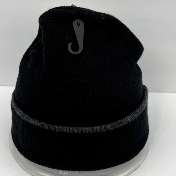 TIMBERLAND BLACK BEANIE, UNISEX, ONE SIZE FITS ALL, BEANIE WITH GREY ON THE CUFF - Picture 3 of 15